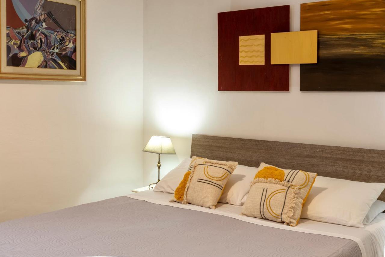 Double Room,1377904943:JPEG
