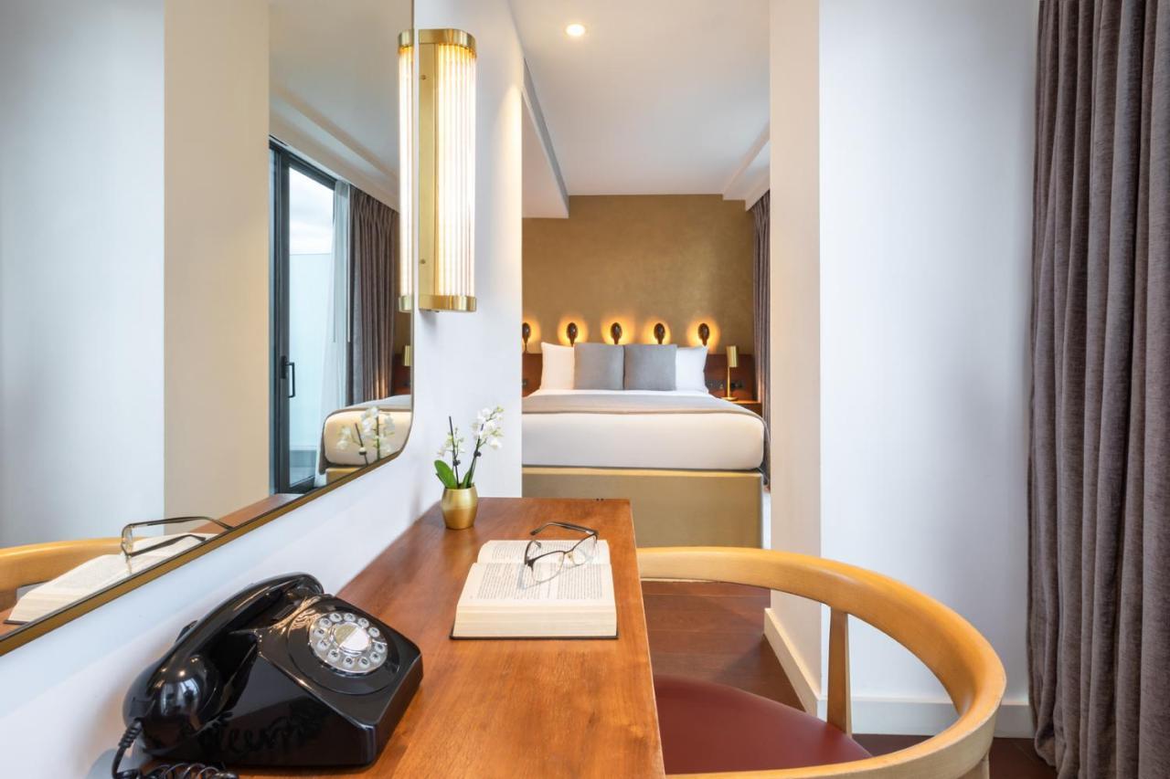 Premium Queen Room Balcony City View