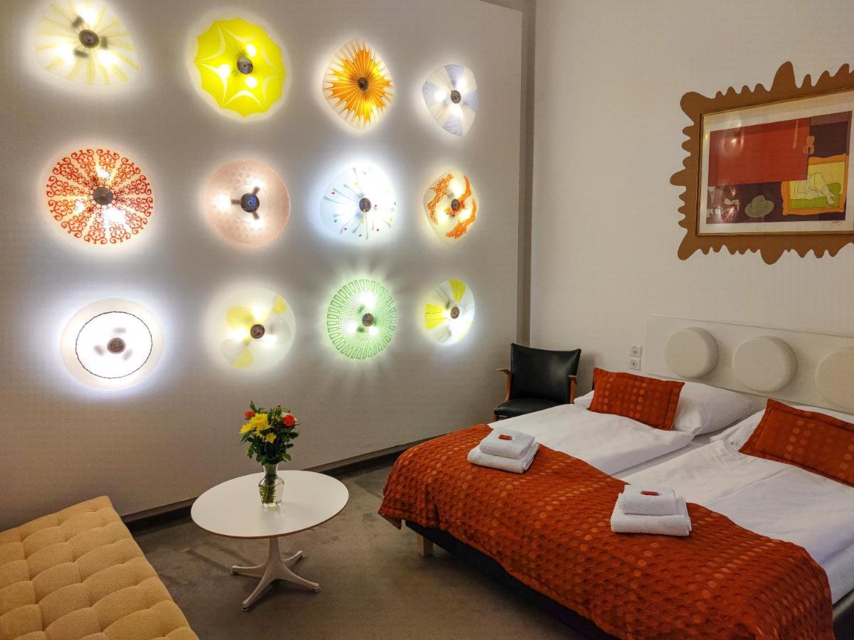 Standard Double Room,1377985886:JPEG