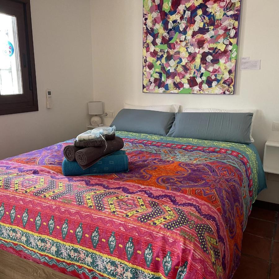 Queen Room,1377993128:JPEG