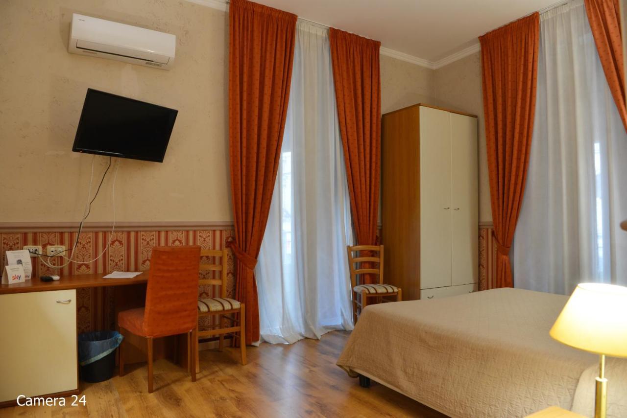 Deluxe Double or Twin Room Balcony,1380473540:JPEG