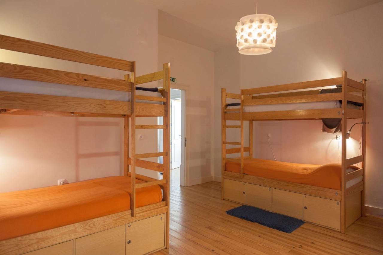 Bed 6-Bed Dormitory Room,1380783158:JPEG