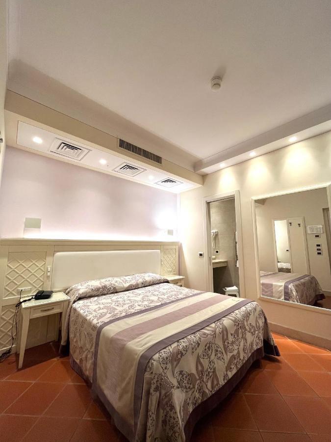 Habitación Doble Pequeña