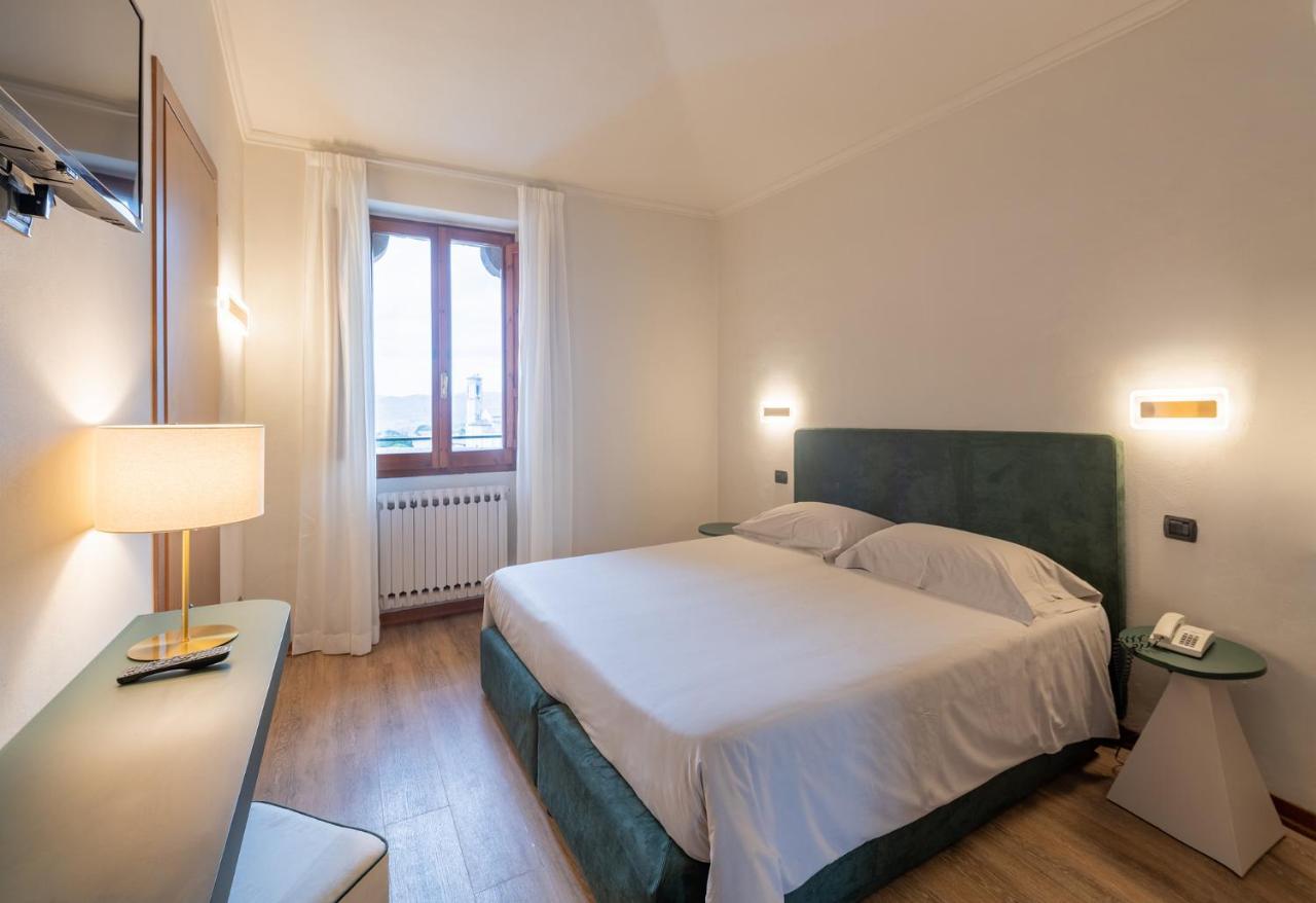 Standard Double Room,1381419428:JPEG