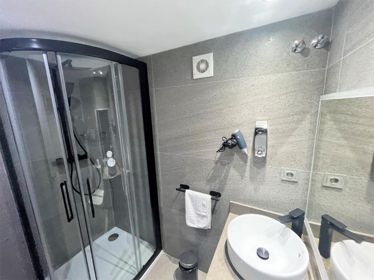 Double Room,1381593641:JPEG