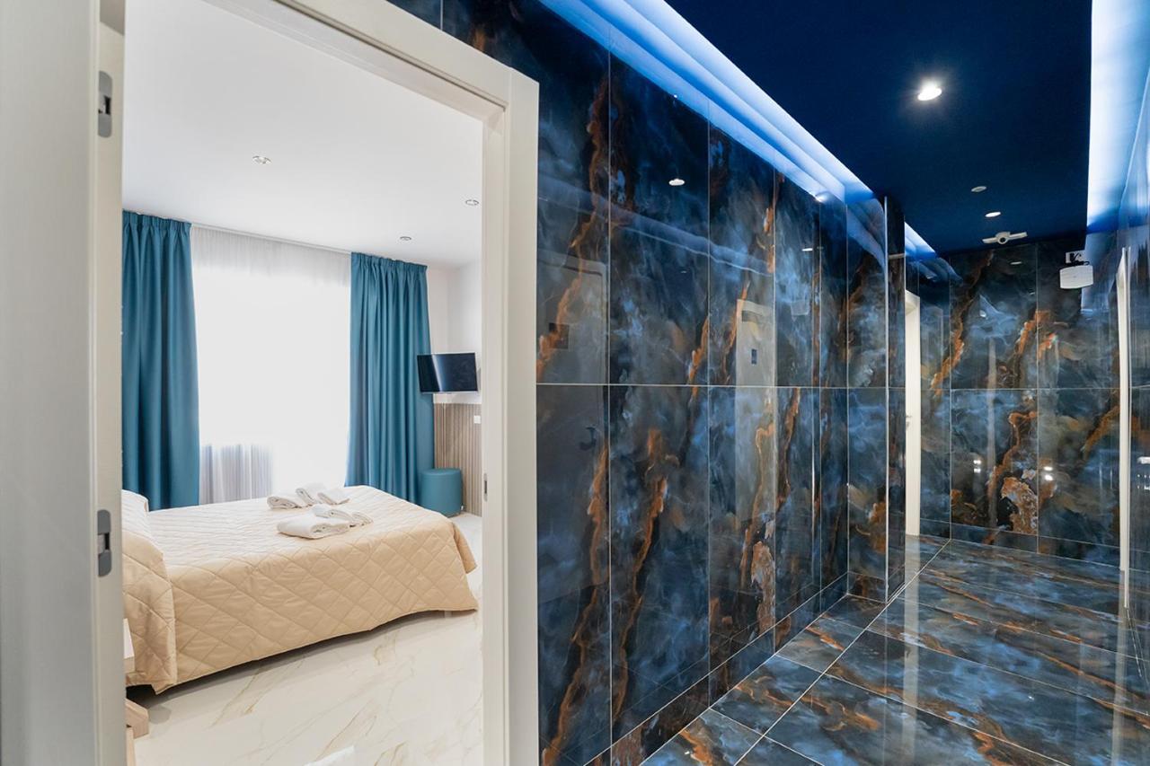 Standard Double Room,1381723841:JPEG