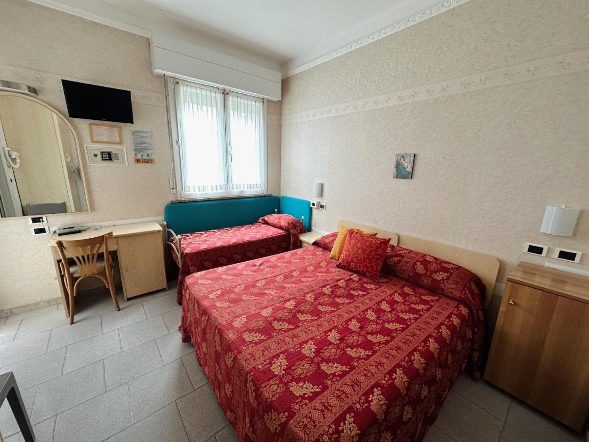 Quadruple Room,1589178359:JPEG