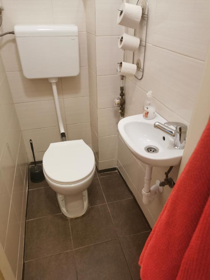 Double or Twin Room,382561585:JPEG