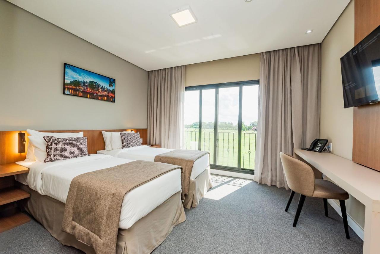 Standard Twin Room,1388503118:JPEG