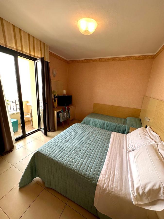 Superior Triple Room Sea View