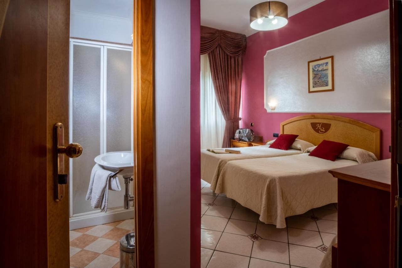 Classic Triple Room,1274528884:JPEG