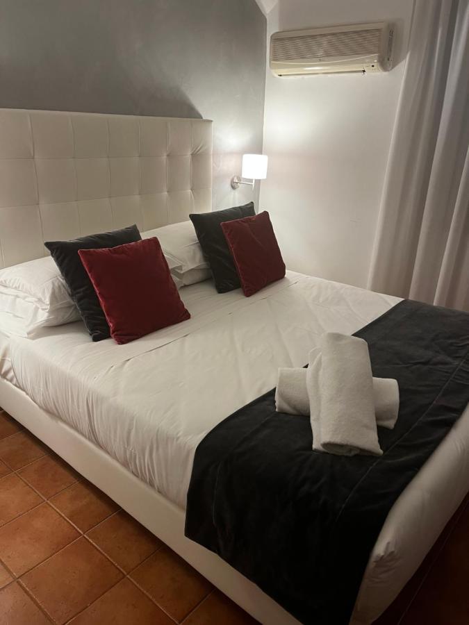 Deluxe Room,1376052737:JPEG