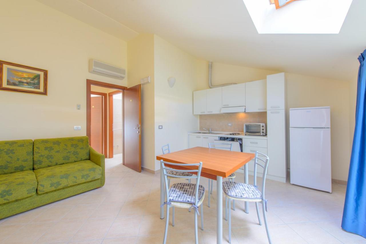 One-Bedroom Standard Apartment