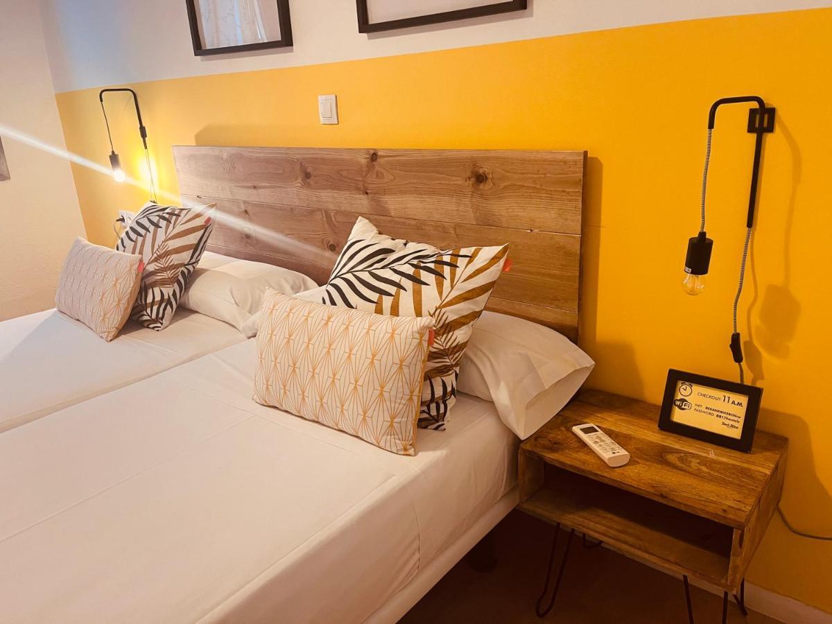 Twin Room,1614361489:JPEG
