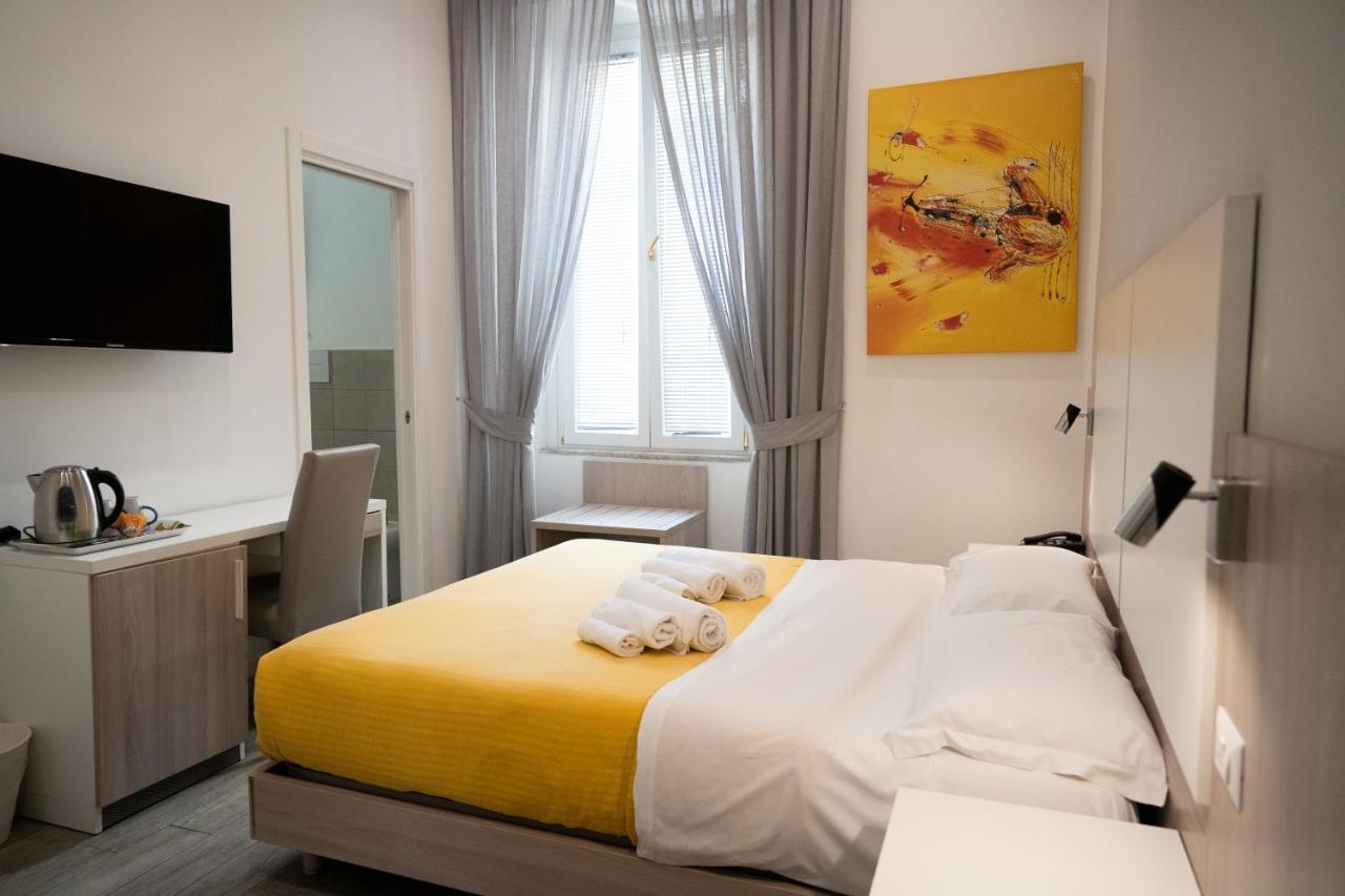 Double Room,1395633905:JPEG