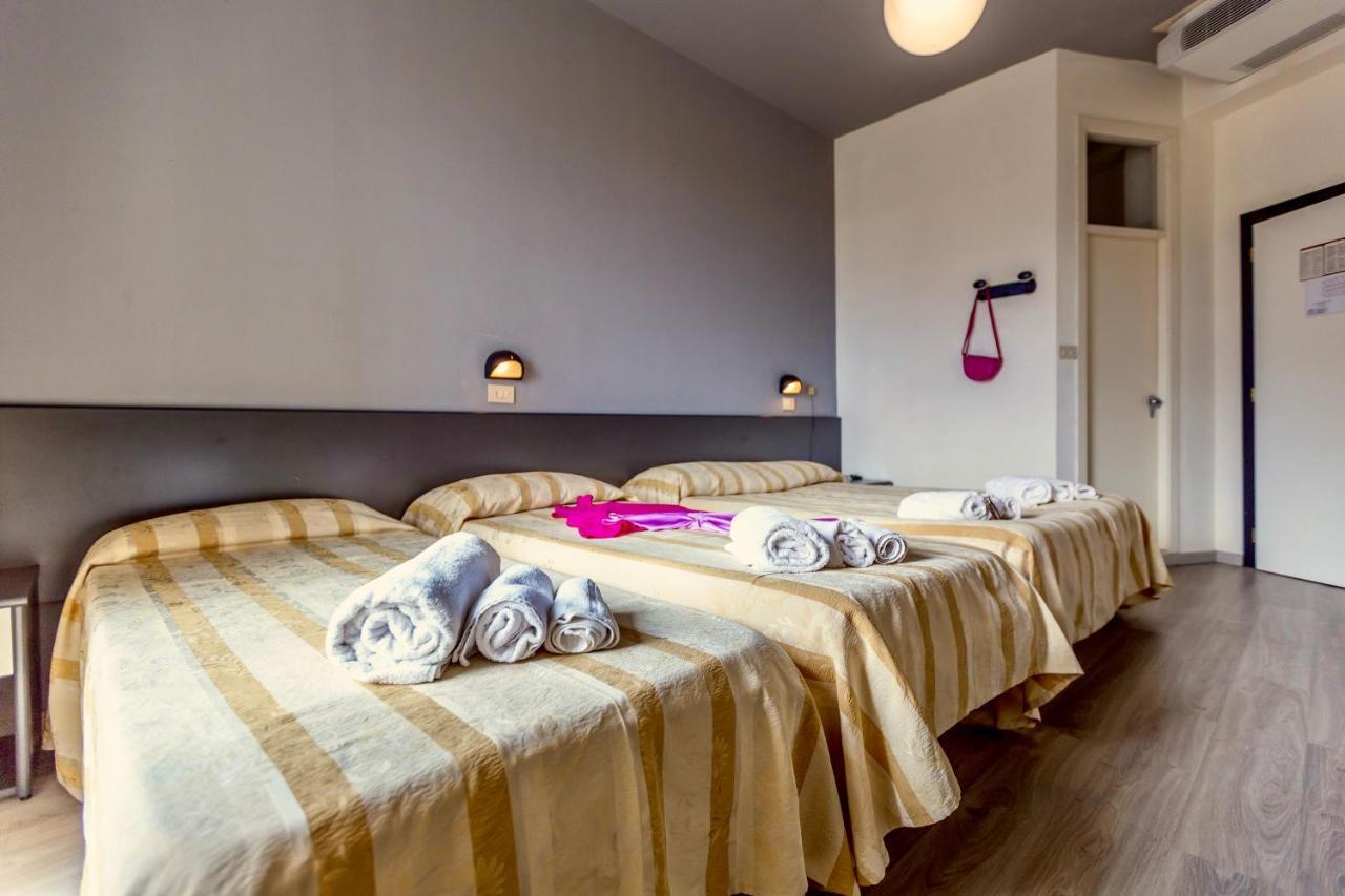 Classic Quadruple Room,1395685505:JPEG