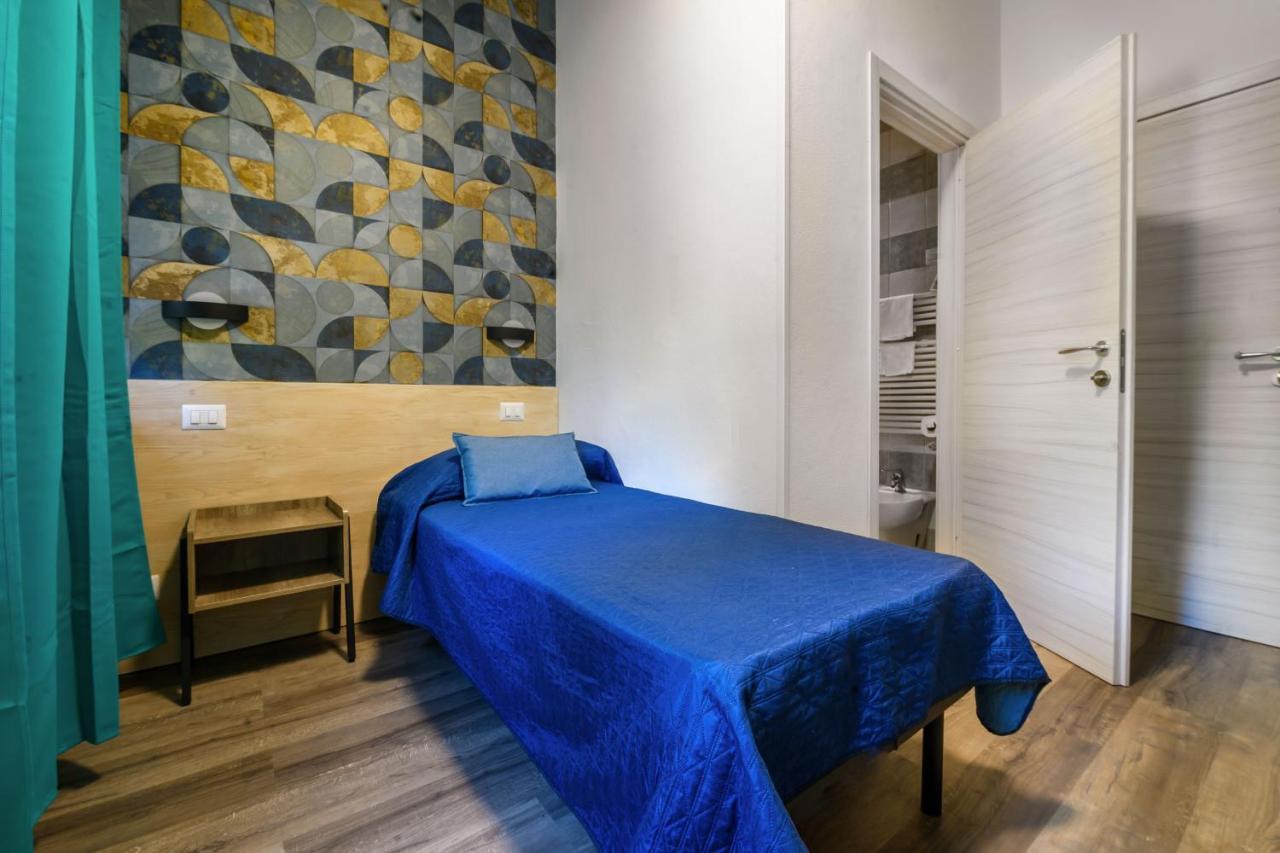Single Room,1395982013:JPEG