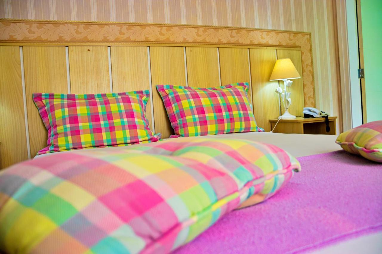 Quarto Duplo