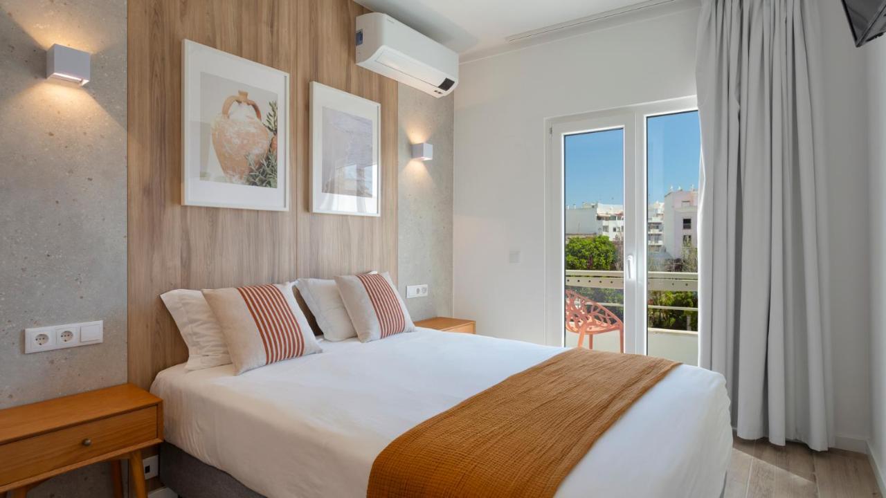 Double Room,1555937404:JPEG