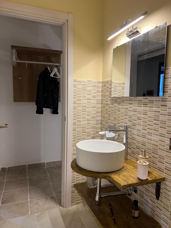 One-Bedroom House,1398694313:JPEG