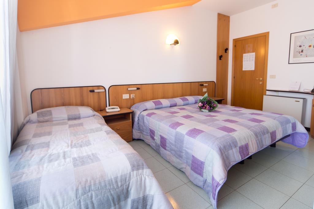 Quadruple Room,139969524:JPEG