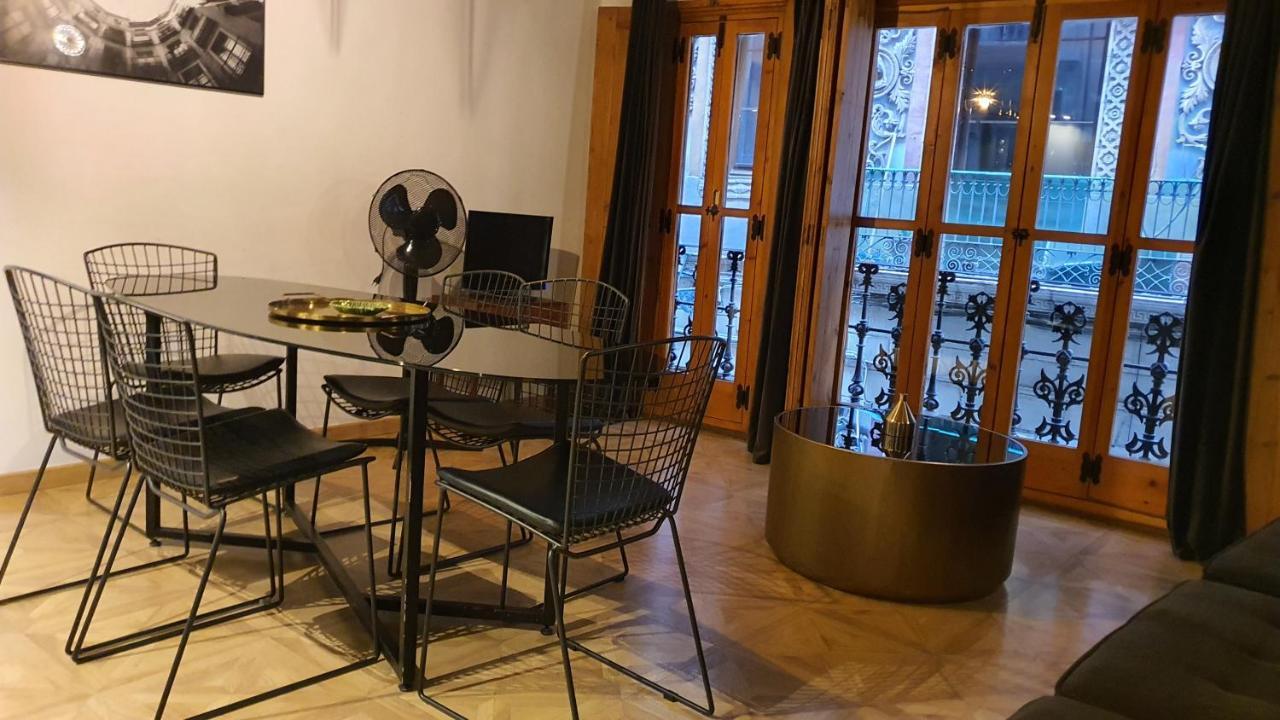 Two-Bedroom Apartment,1400055440:JPEG