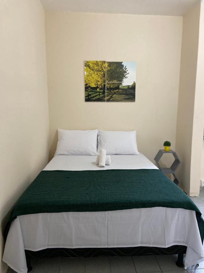 Basic Triple Room with Shared Bathroom