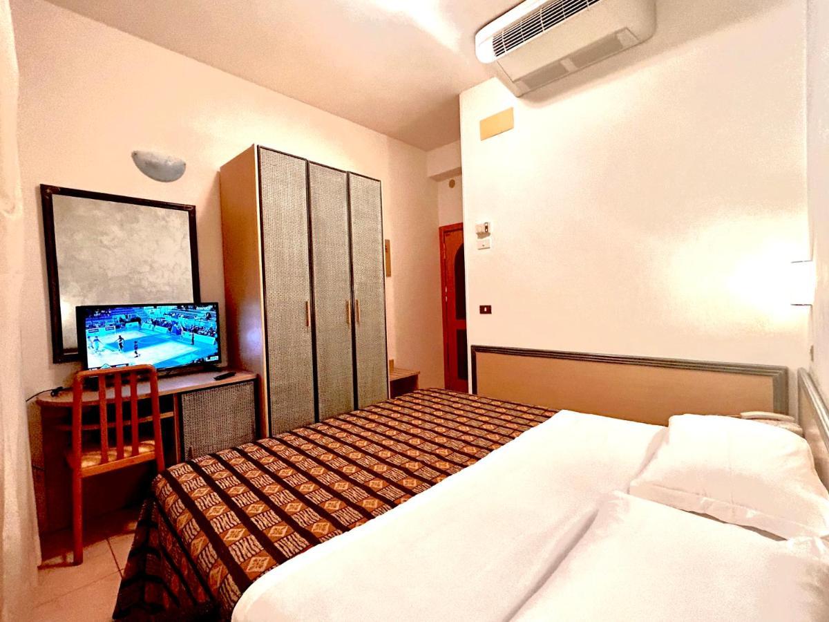 Double Room Beach,1402920791:JPEG