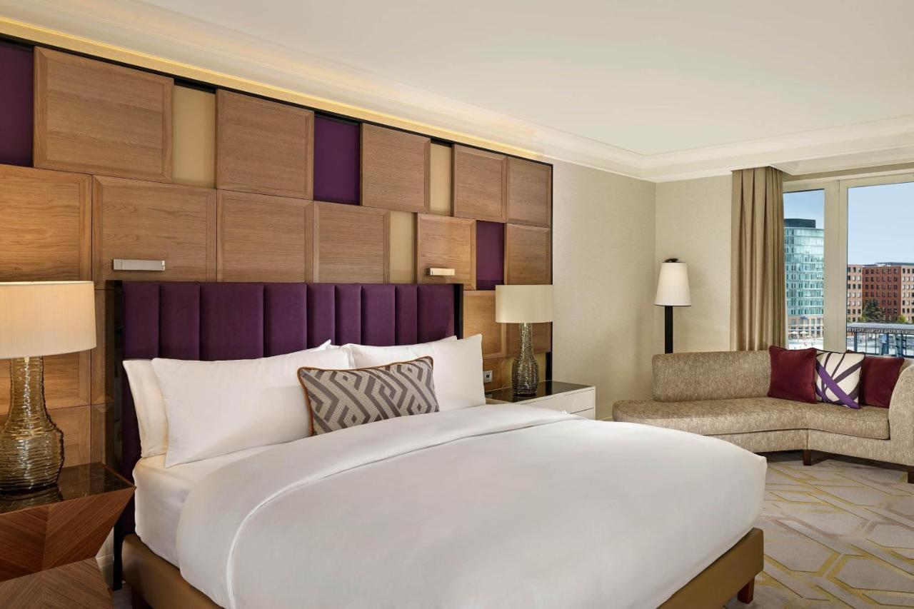 Deluxe King Room City View,1710388778:JPEG