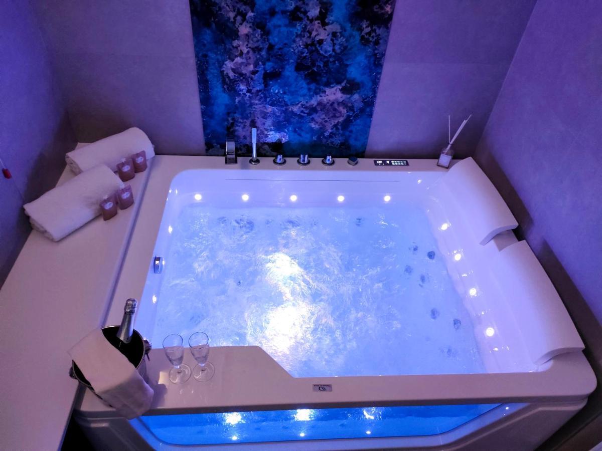 Double Room Spa Bath Balcony