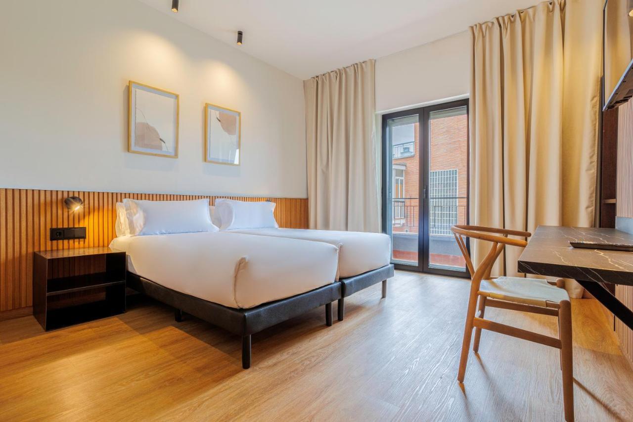 Superior Double Room,1405595225:JPEG
