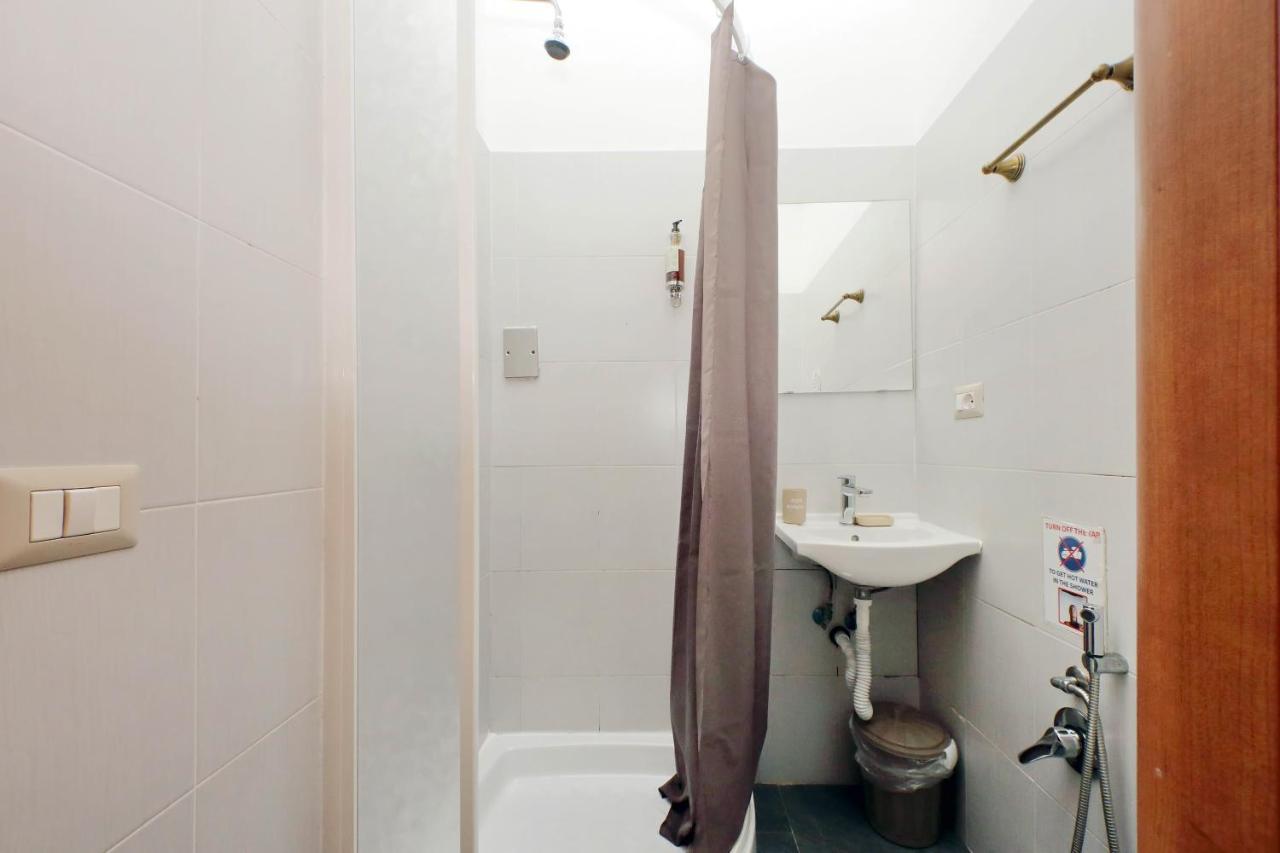 Single Room,1413879314:JPEG