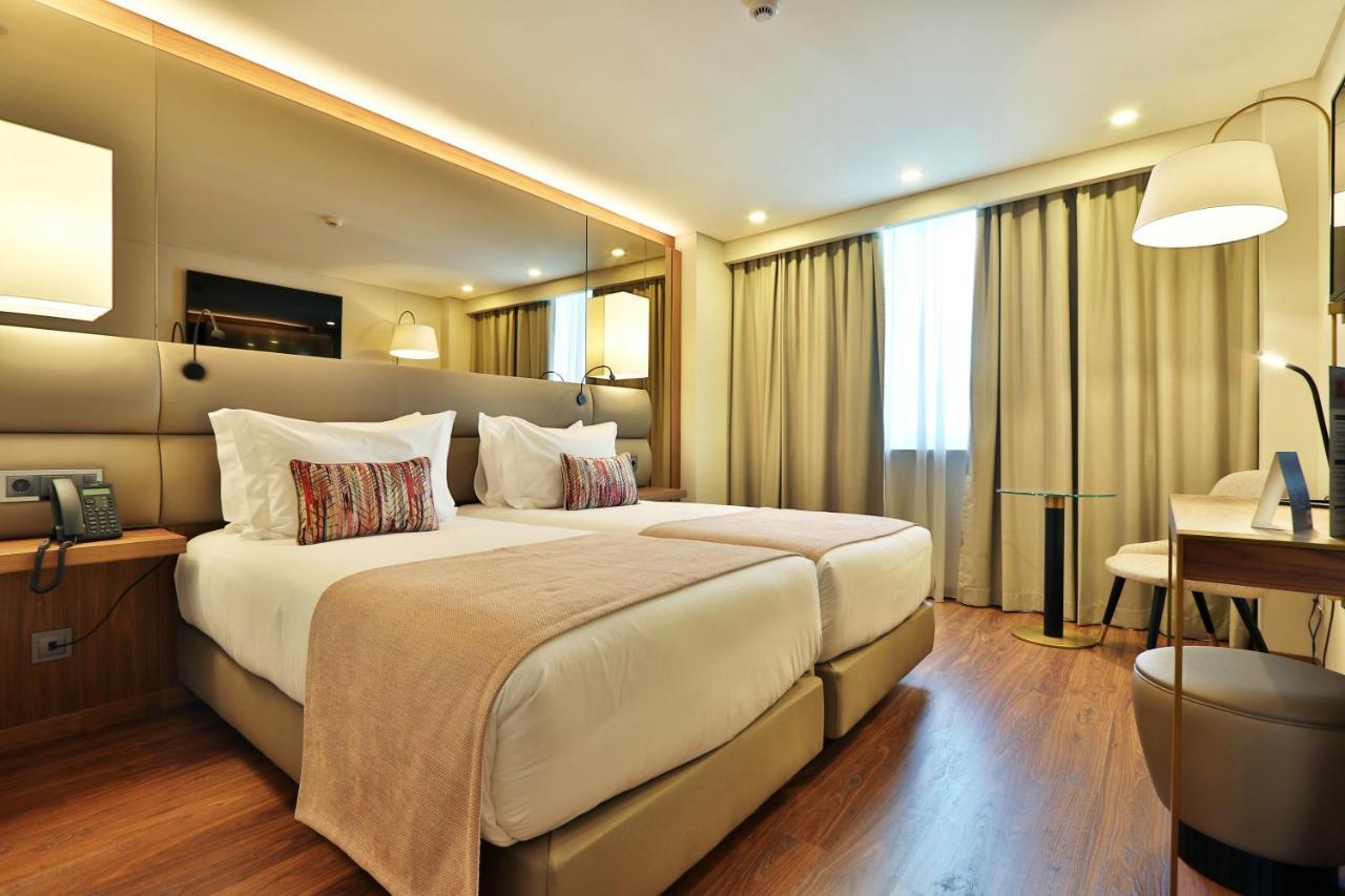 Superior Twin Room,1406955323:JPEG