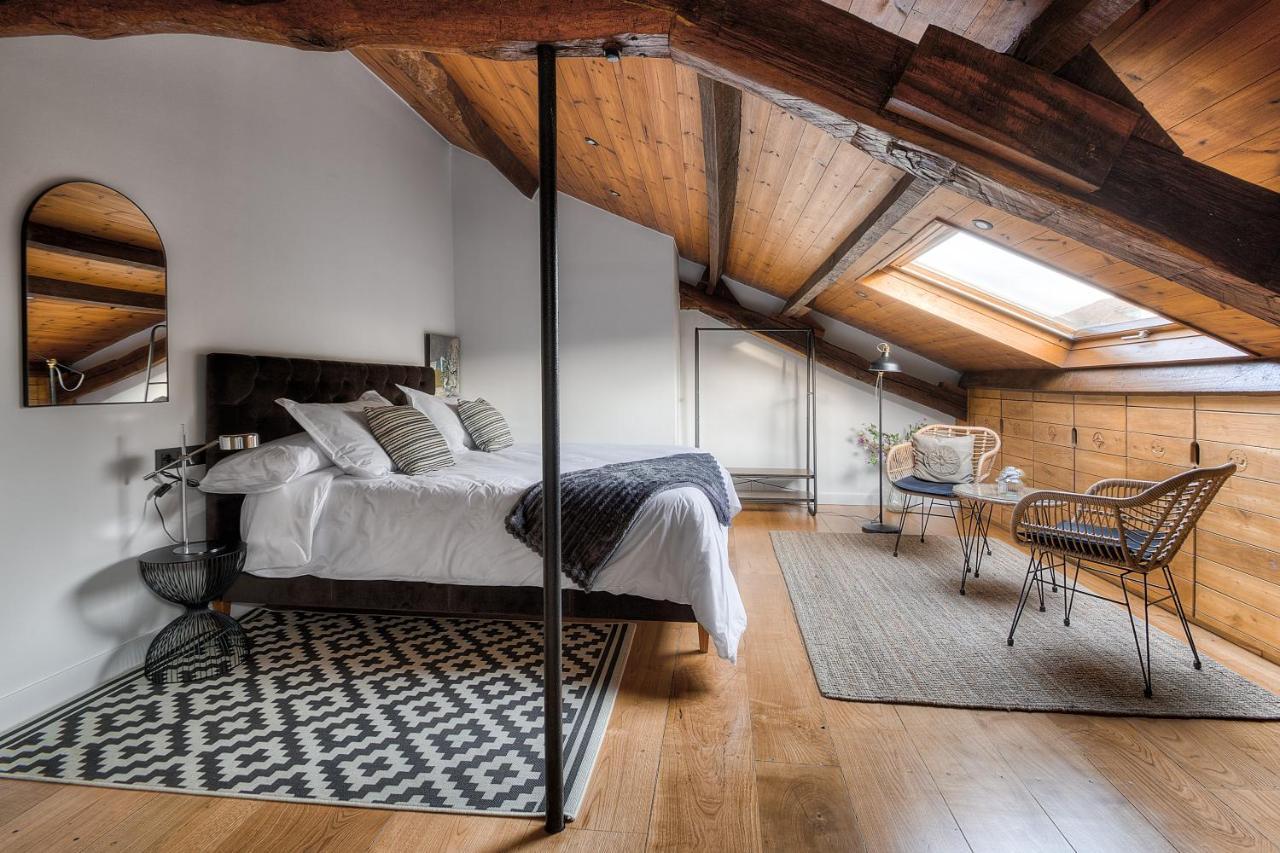 Double Room,1407927914:JPEG