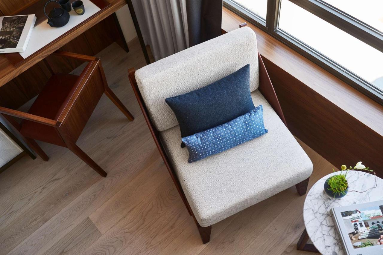 Premium Skyline Room