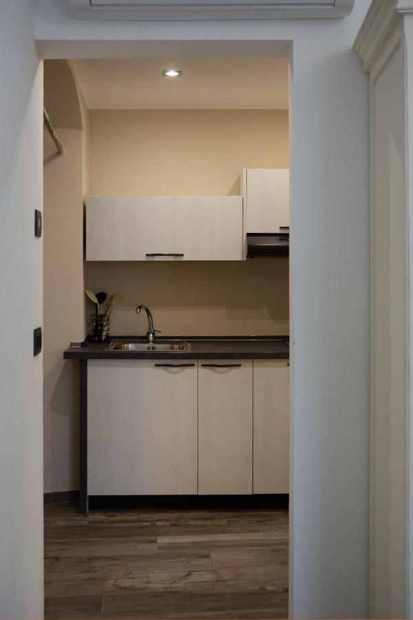 Double Room,861337355:JPEG
