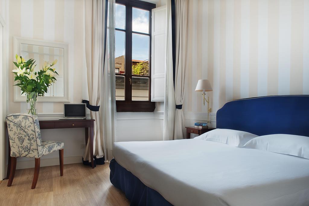 Classic Double Room or Twin Room,887531215:JPEG