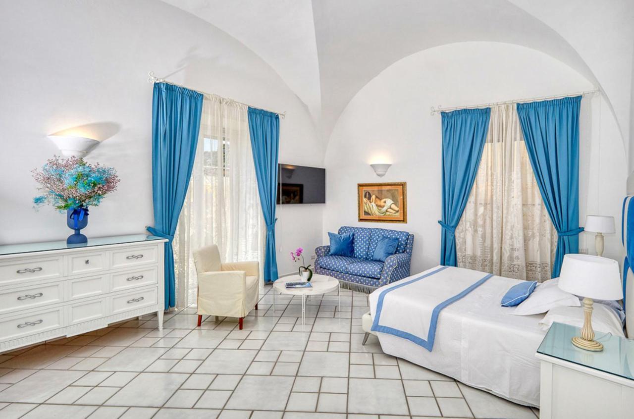Double Room,1410285731:JPEG