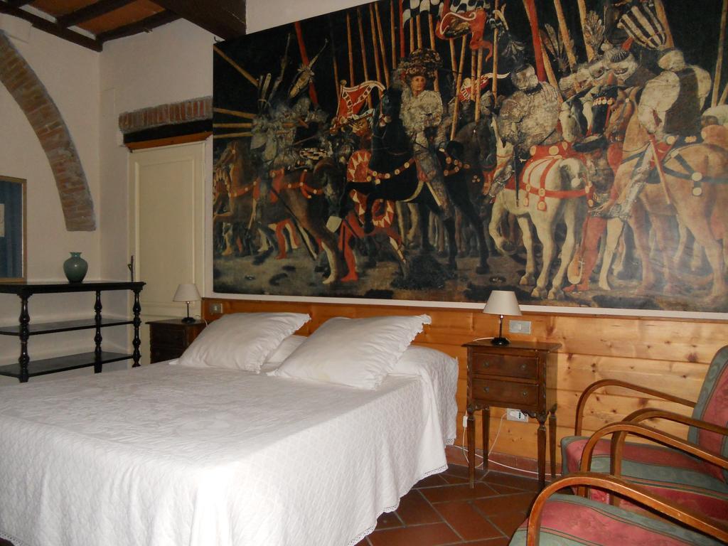 One-Bedroom Apartment,677943339:JPEG