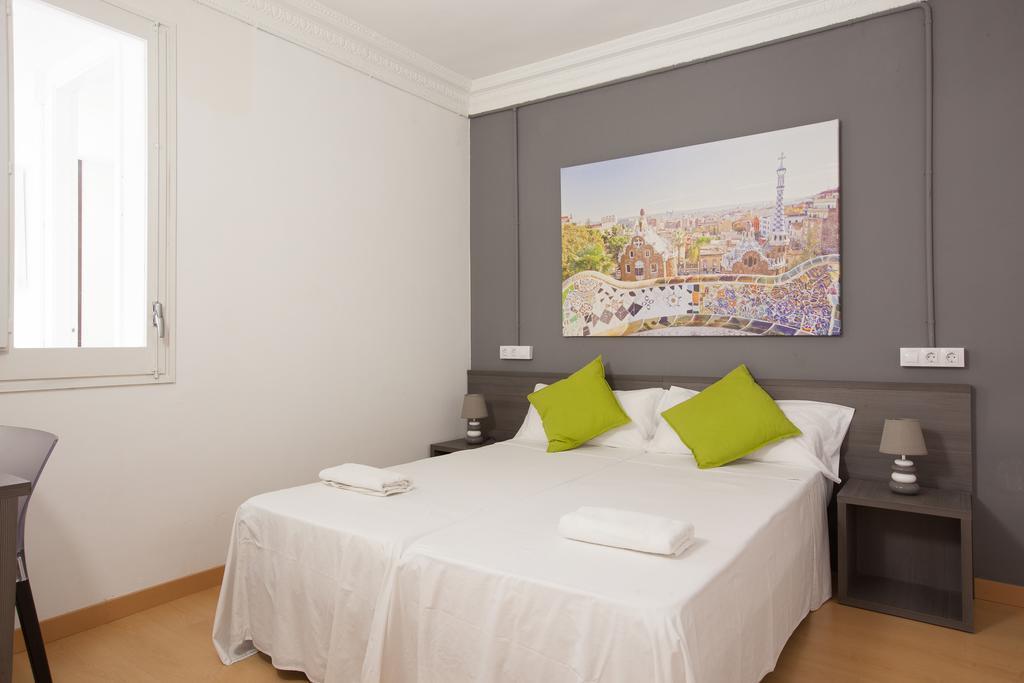 Four-Bedroom Apartment Terrace,141122964:JPEG