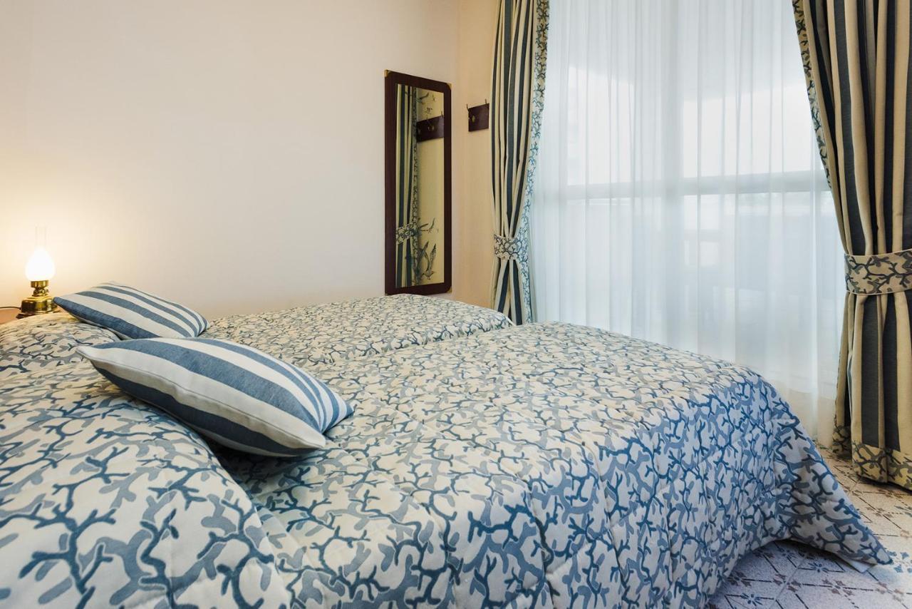 Two-Bedroom Apartment Sea View