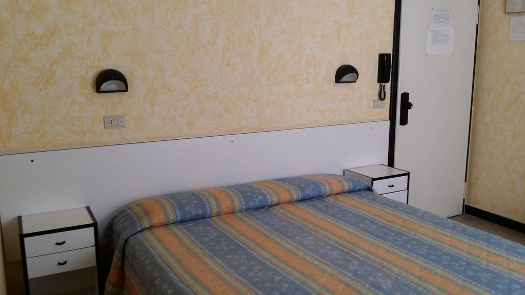 Quadruple Room,1260386275:JPEG