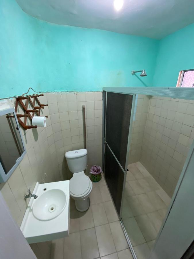 Single Room Private Bathroom,1415529267:JPEG