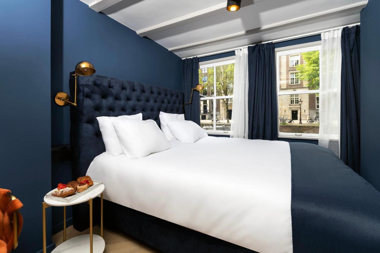 Signature Suite Canal View