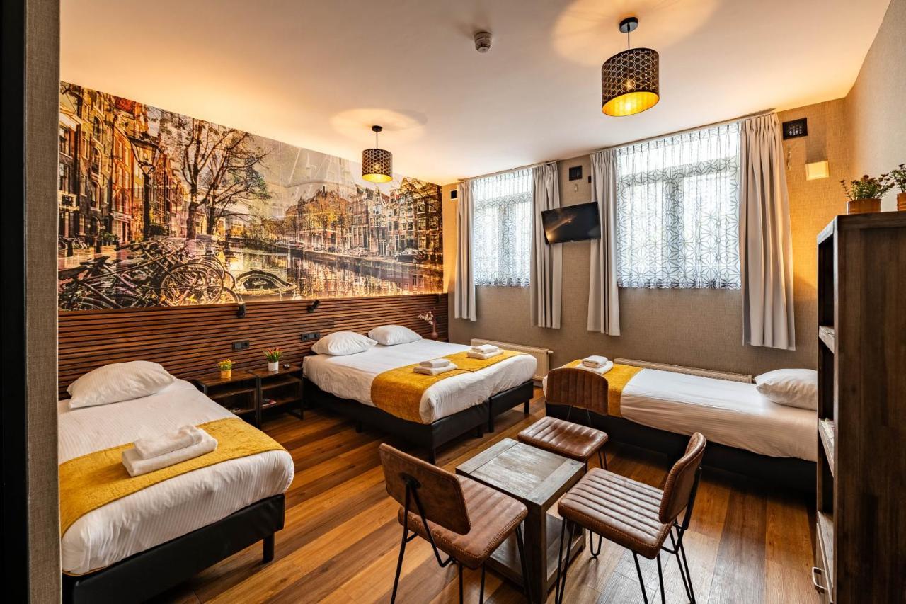 Habitación Familiar con baño privado