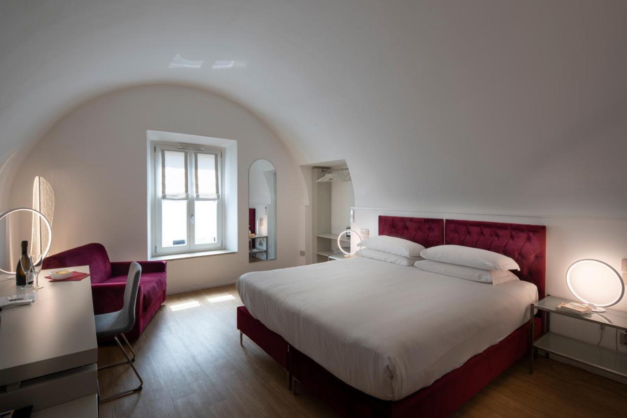 Double or Twin Room Extra Bed,1421036691:JPEG