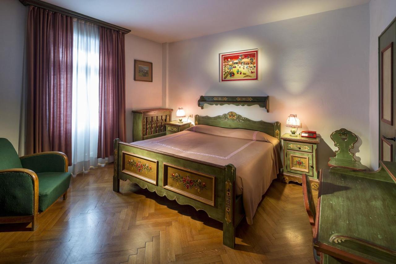 Standard Double or Twin Room Balcony