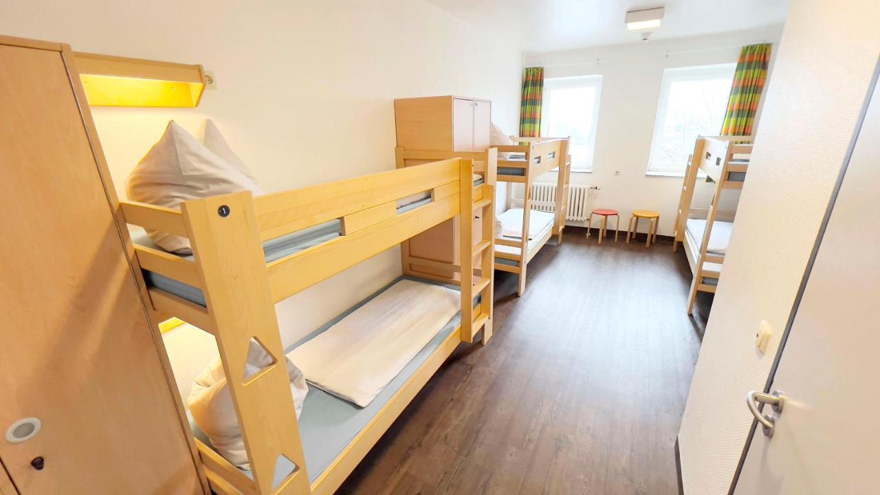 Bed in 6-Bed Mixed Dormitory Room (only guests 18+),968980162:JPEG