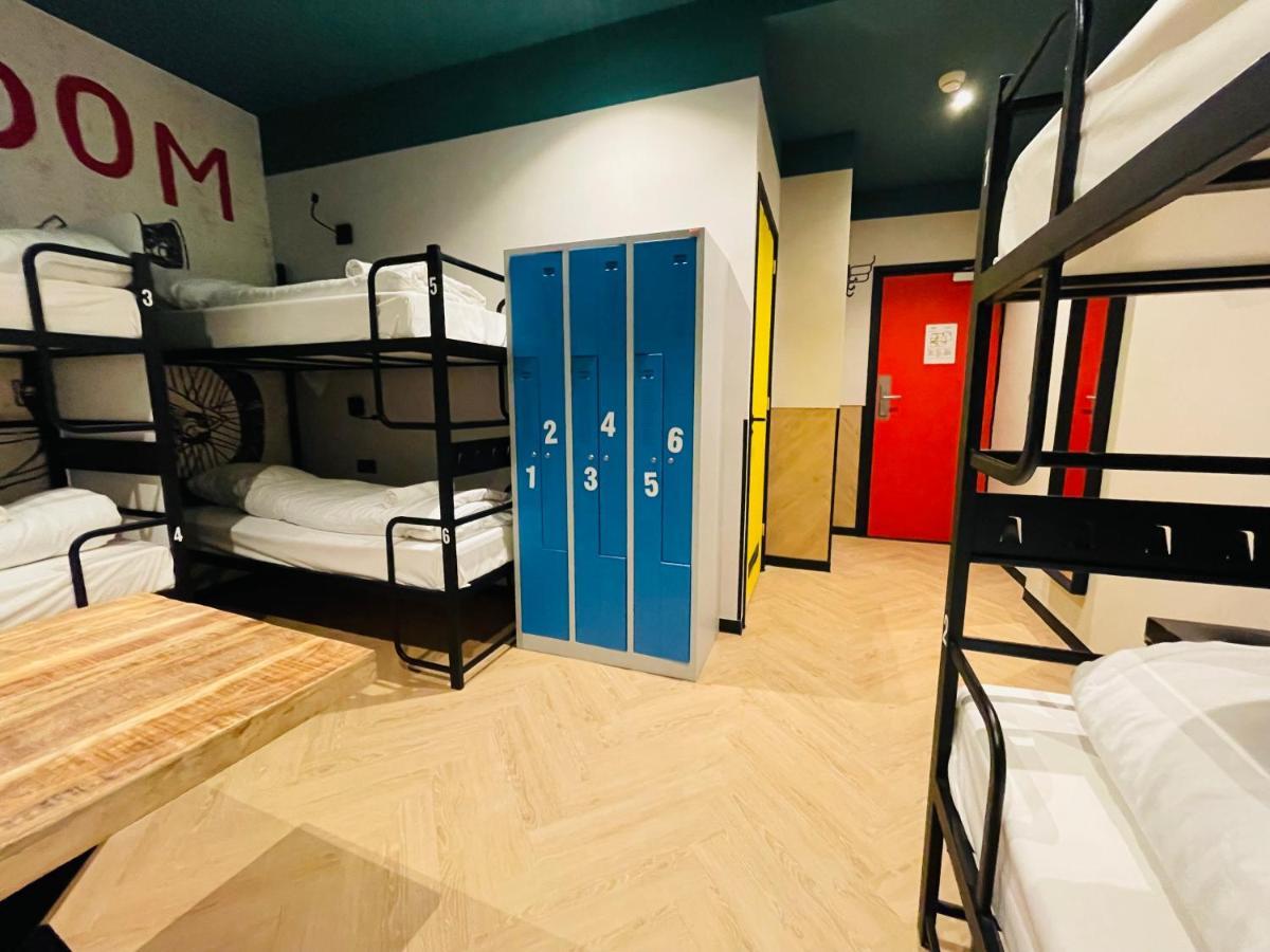 Private Room