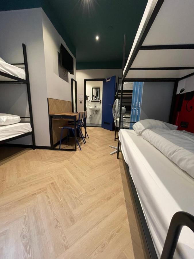 Private Room